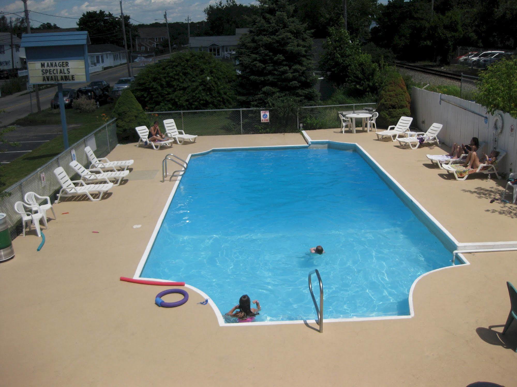 Seabreeze Motel Олд Орчард Бийч Екстериор снимка